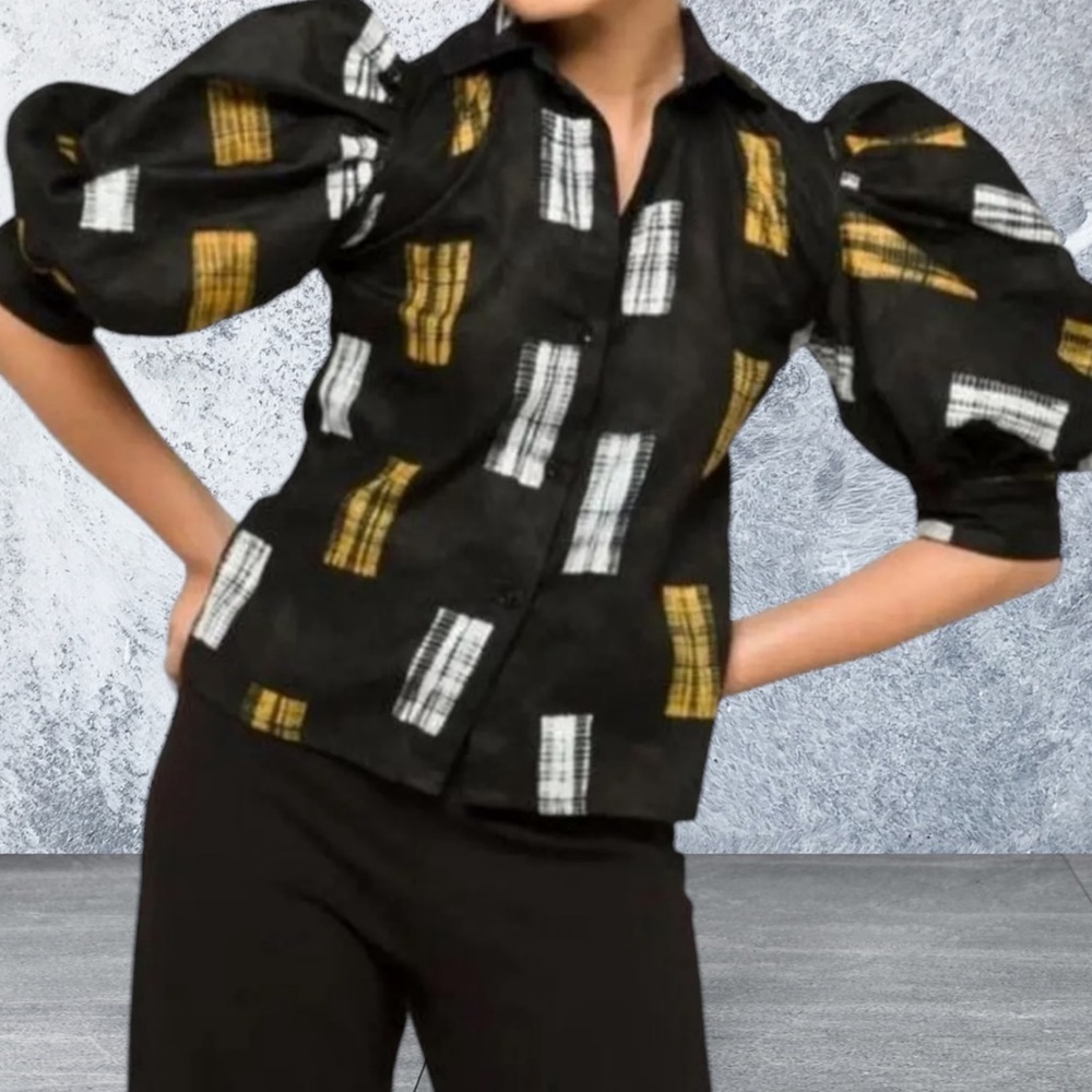 NWT Women's Black and Yellow Shirt size L